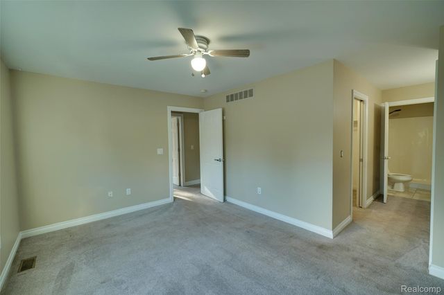 61 Narrin Street N, Ortonville Village, MI 48462