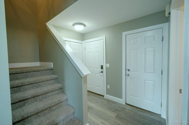 61 Narrin Street N, Ortonville Village, MI 48462