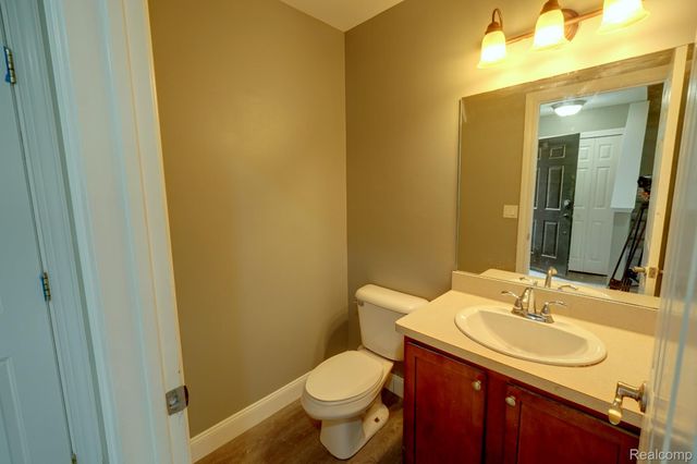 61 Narrin Street N, Ortonville Village, MI 48462