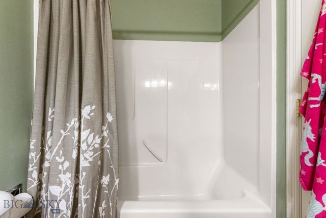 23 Woodman Drive, Belgrade, MT 59714