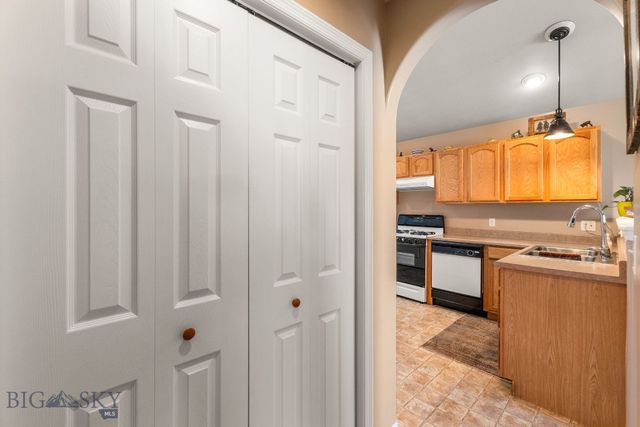 23 Woodman Drive, Belgrade, MT 59714