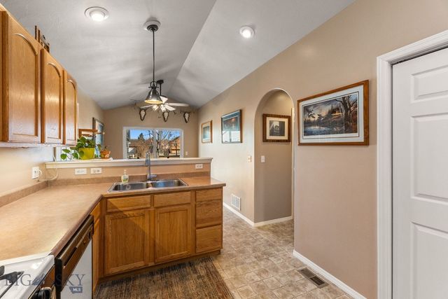 23 Woodman Drive, Belgrade, MT 59714