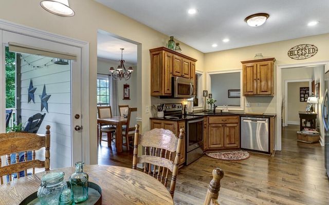 115 Country Club View, Hayesville, NC 28904