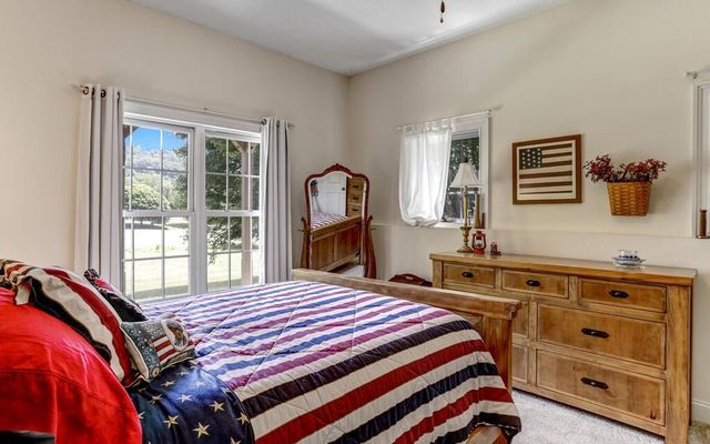 115 Country Club View, Hayesville, NC 28904