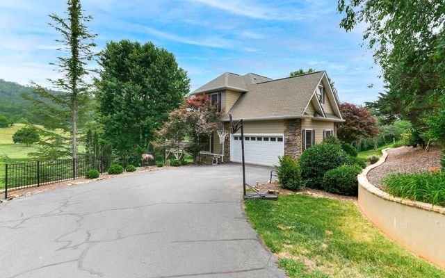115 Country Club View, Hayesville, NC 28904