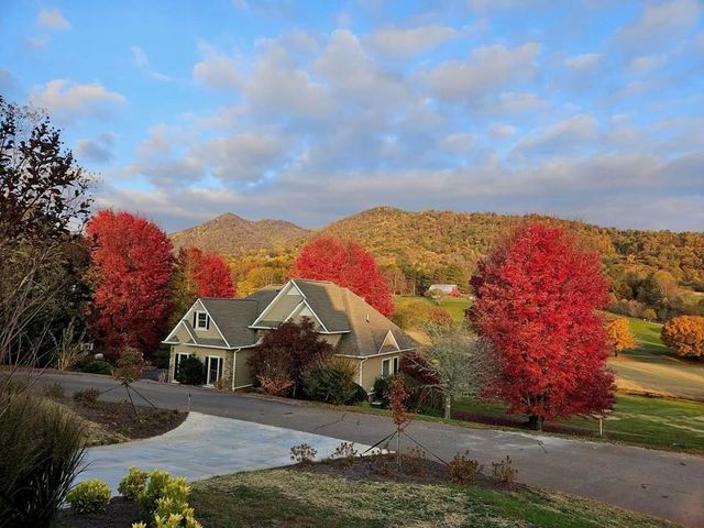 115 Country Club View, Hayesville, NC 28904