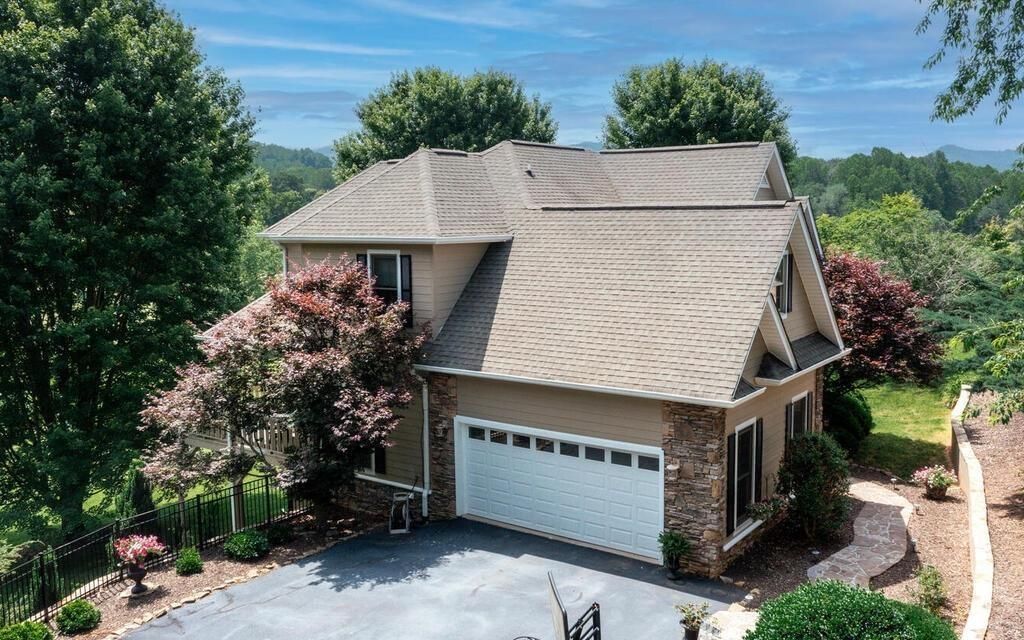 115 Country Club View, Hayesville, NC 28904