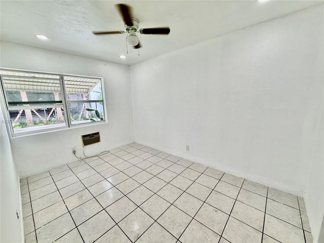 2041 S jackson st 4, Hollywood, FL 33020