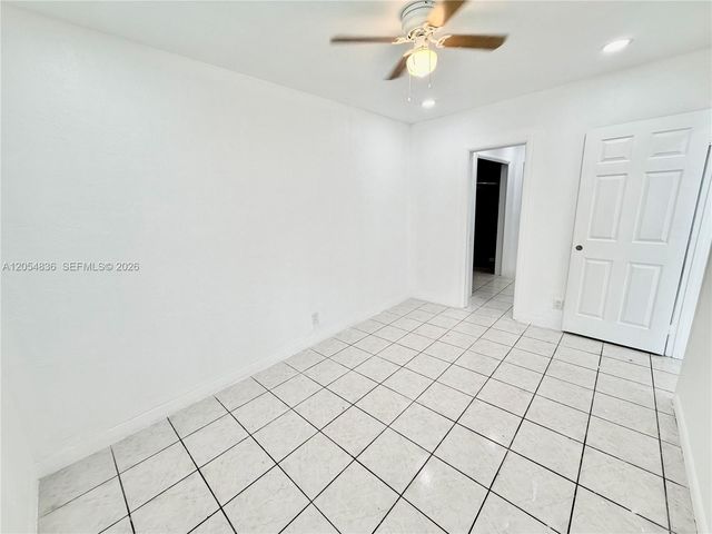 2041 S jackson st 4, Hollywood, FL 33020