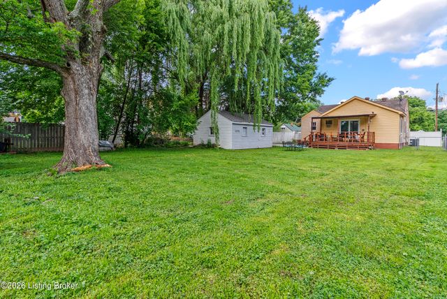 4404 Malcolm Rd, Louisville, KY 40216