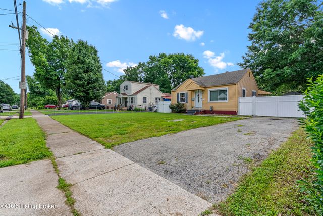 4404 Malcolm Rd, Louisville, KY 40216