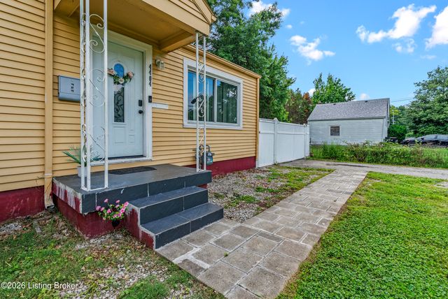4404 Malcolm Rd, Louisville, KY 40216