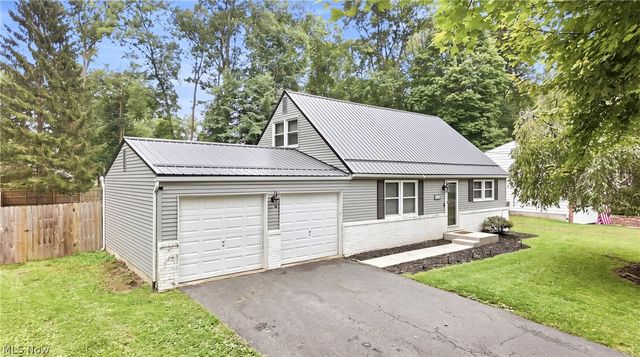 7794 Castle Rock, Warren, OH 44484
