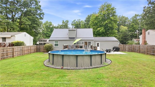 7794 Castle Rock, Warren, OH 44484
