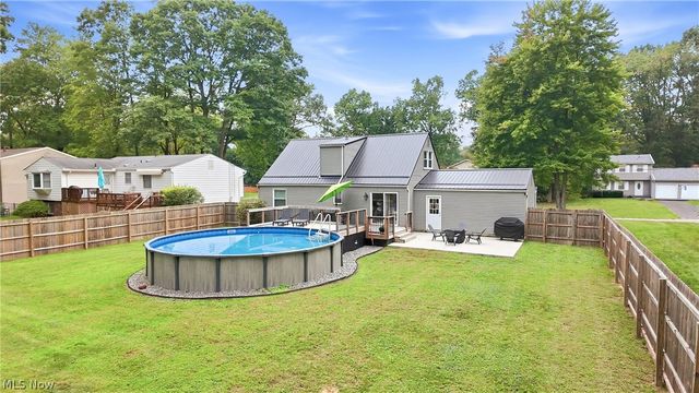 7794 Castle Rock, Warren, OH 44484