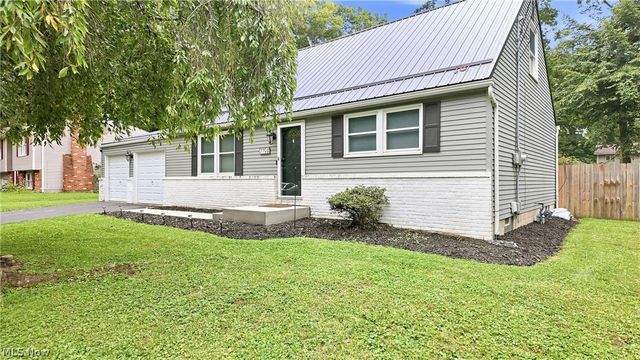 7794 Castle Rock, Warren, OH 44484