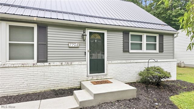 7794 Castle Rock, Warren, OH 44484