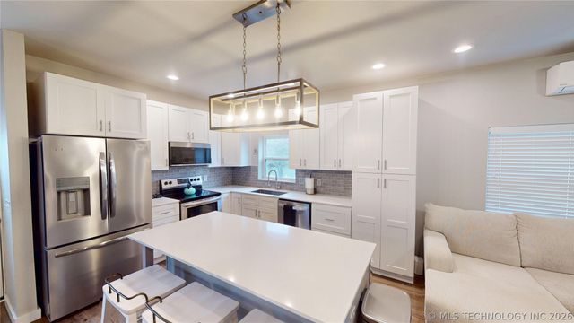 9620 N 89th Street E, Owasso, OK 74055