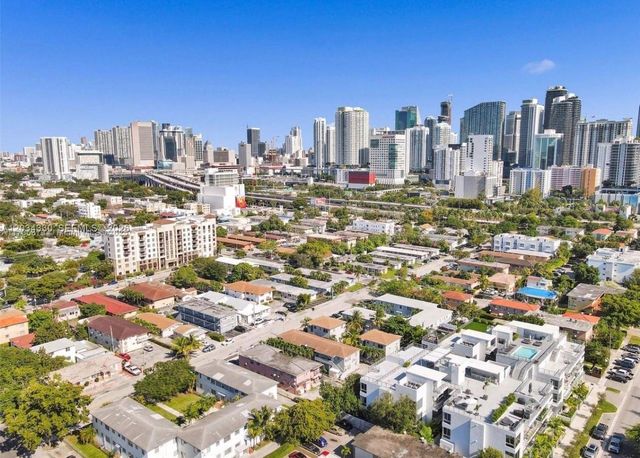 550 SW 10th St 6, Miami, FL 33130