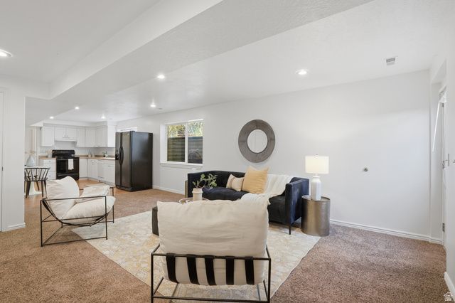 4684 W SUNNY MEADOW DR, South Jordan, UT 84095