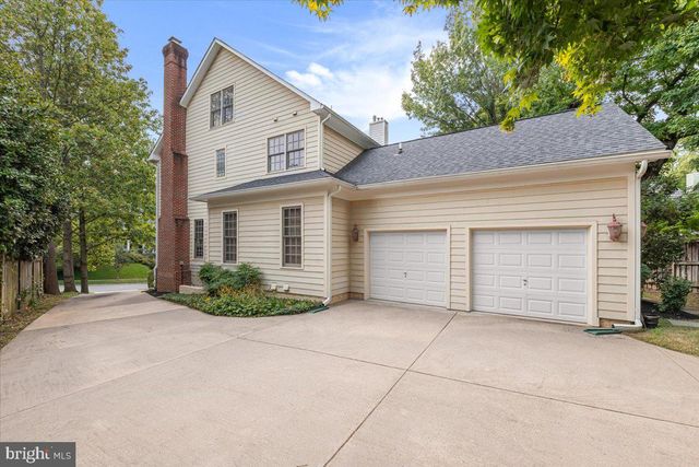 6807 MEADOW LN, Chevy Chase, MD 20815