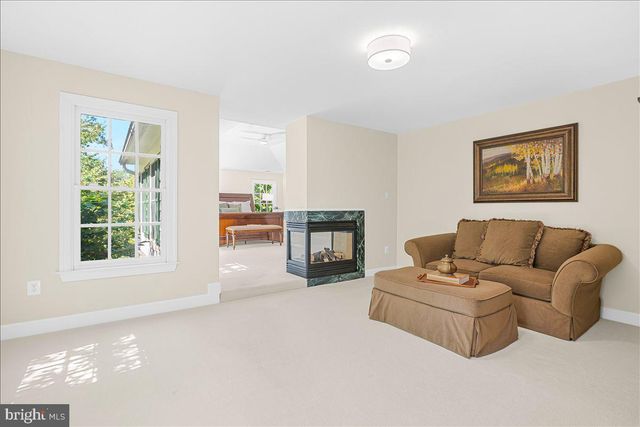 6807 MEADOW LN, Chevy Chase, MD 20815
