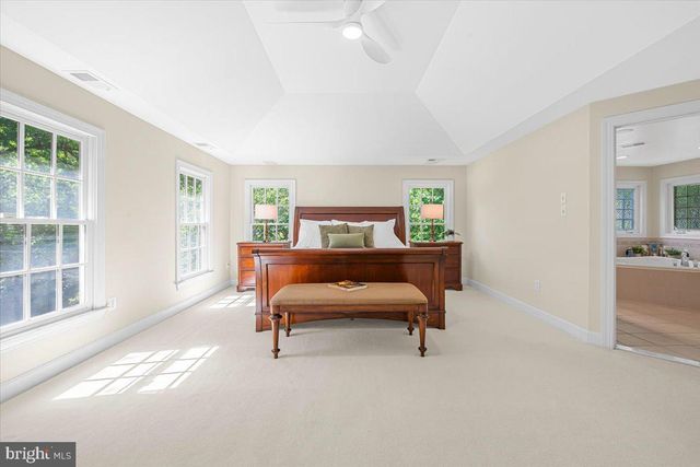6807 MEADOW LN, Chevy Chase, MD 20815