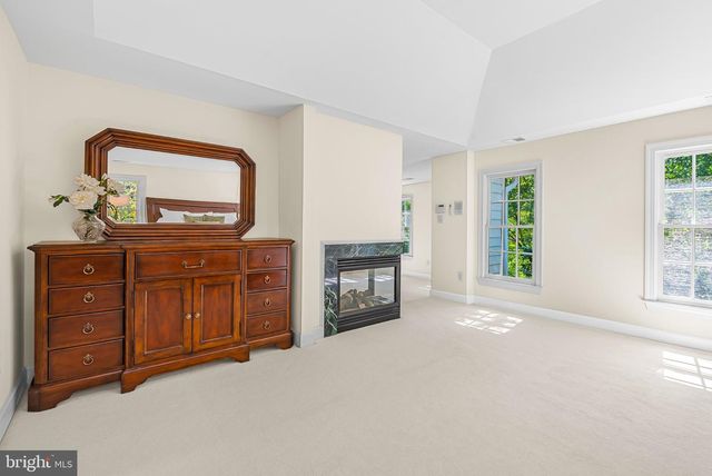 6807 MEADOW LN, Chevy Chase, MD 20815