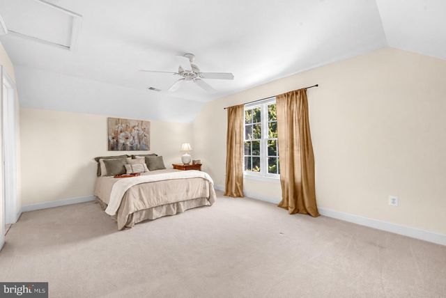6807 MEADOW LN, Chevy Chase, MD 20815