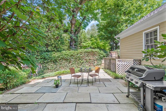 6807 MEADOW LN, Chevy Chase, MD 20815
