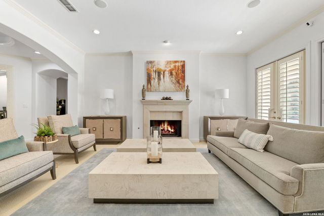 6 Chelsea Way, San Antonio, TX 78209