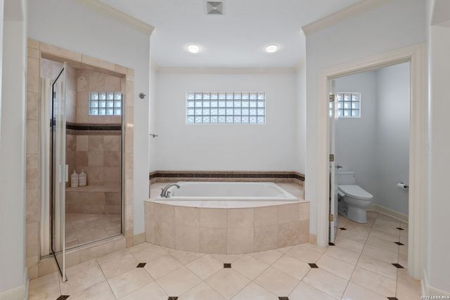 6 Chelsea Way, San Antonio, TX 78209