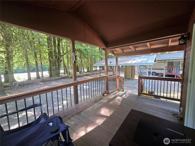 340 Appaloosa Drive, Brinnon, WA 98320