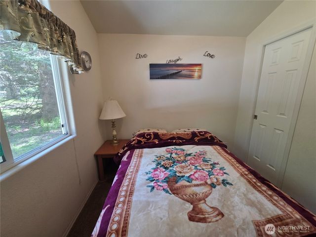 340 Appaloosa Drive, Brinnon, WA 98320