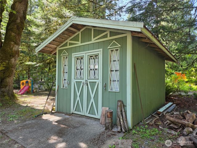 340 Appaloosa Drive, Brinnon, WA 98320
