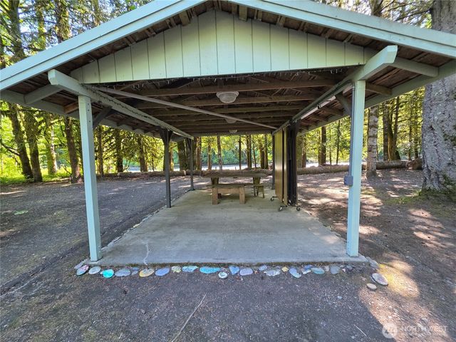 340 Appaloosa Drive, Brinnon, WA 98320