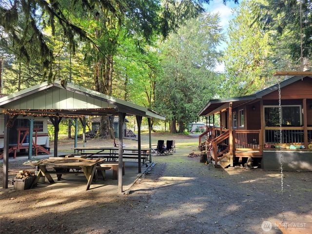 340 Appaloosa Drive, Brinnon, WA 98320