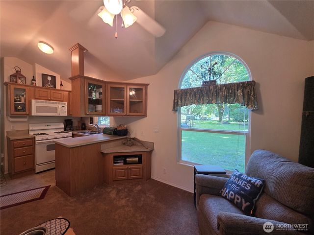 340 Appaloosa Drive, Brinnon, WA 98320