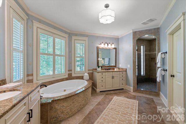 1122 Dobson Drive, Waxhaw, NC 28173