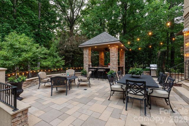 1122 Dobson Drive, Waxhaw, NC 28173
