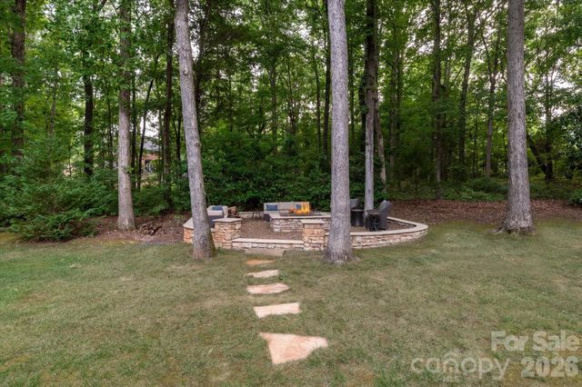 1122 Dobson Drive, Waxhaw, NC 28173