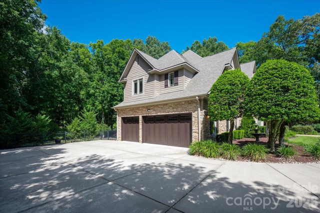 1122 Dobson Drive, Waxhaw, NC 28173