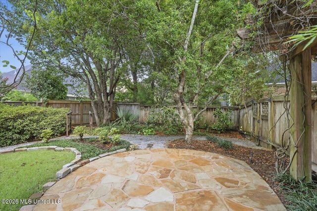 303 Hunters Crest, Ridgeland, MS 39157