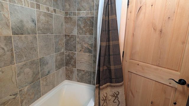 8832 River Road, Angora, MN 55703