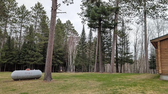 8832 River Road, Angora, MN 55703
