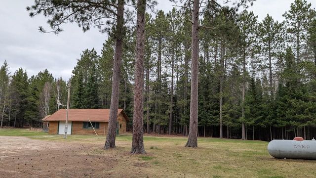 8832 River Road, Angora, MN 55703