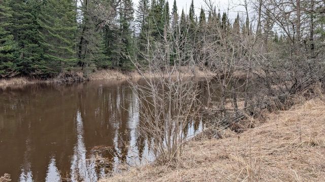 8832 River Road, Angora, MN 55703