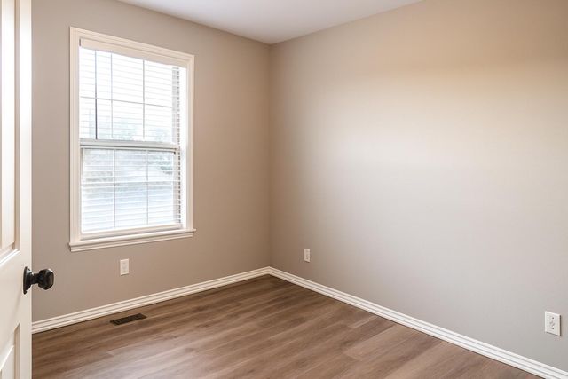 332 W Grace Street, Republic, MO 65738