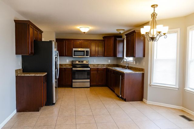 332 W Grace Street, Republic, MO 65738