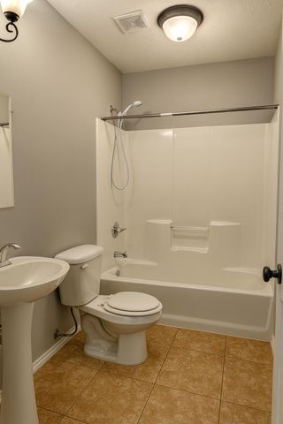 332 W Grace Street, Republic, MO 65738